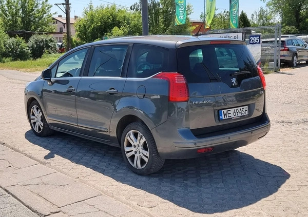 Peugeot 5008 cena 19999 przebieg: 312000, rok produkcji 2013 z Otmuchów małe 137